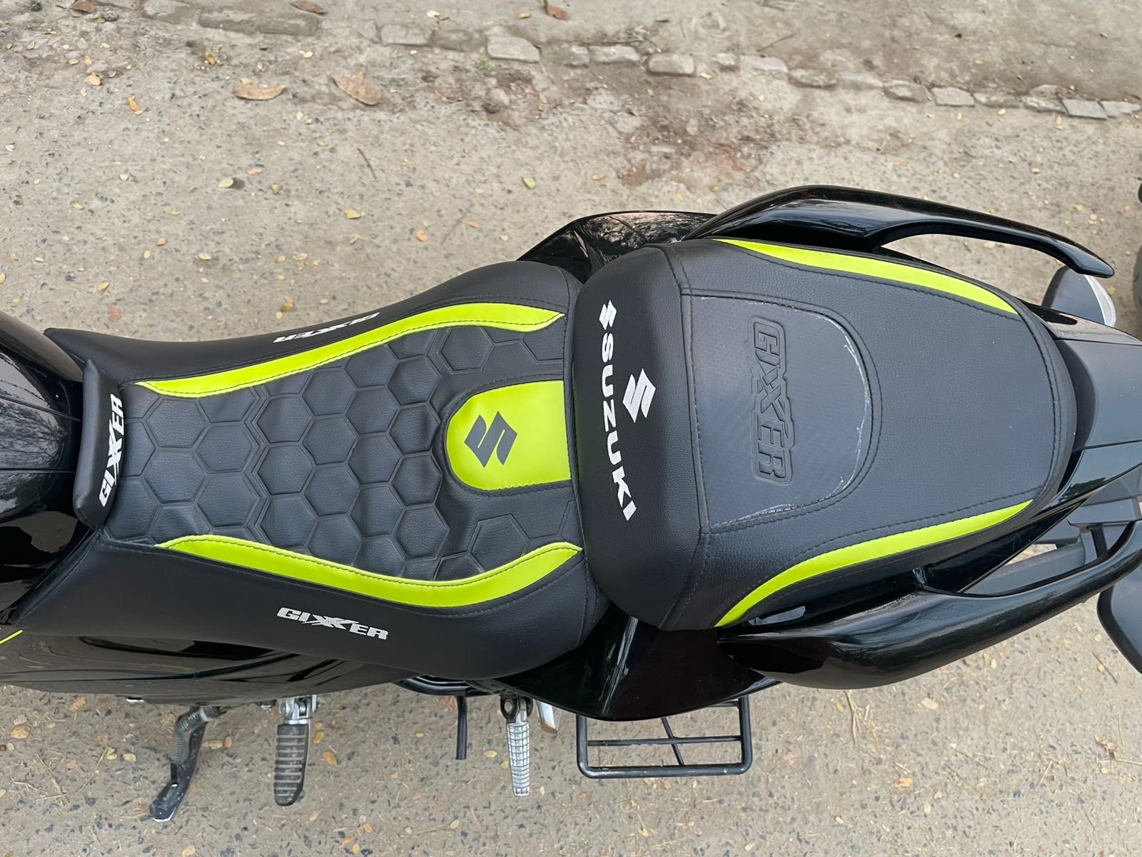 Universal Bike Seat Cover – Stylish, Comfortable & Durable - Image 7